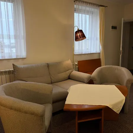 Hotel Dana 2*