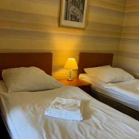 Hotel Dana 2*