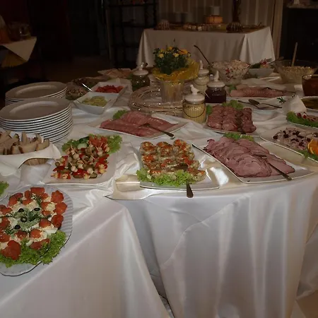Hotel Dana 2*