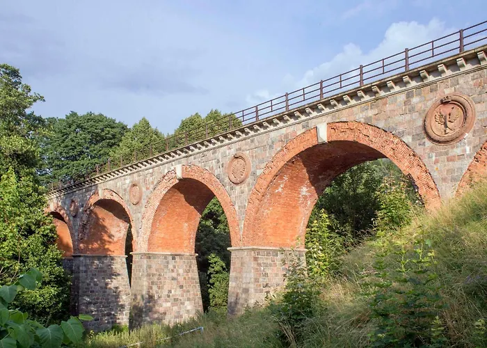 Dana فندق بيتوف