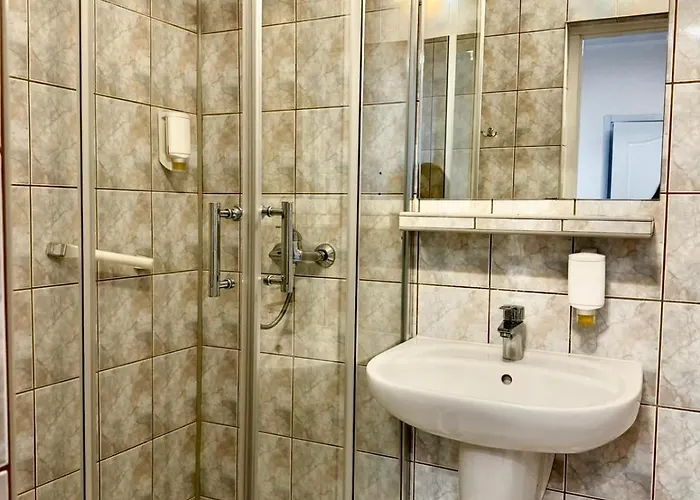 Dana فندق بيتوف